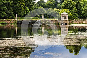 A Swan, an Arch and Romantic Waters on an English Estate