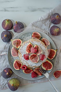 Pancake tower with fresh figs