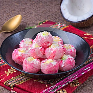 Sweet food Coconut Rasgulla