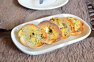 Sweet garlic bread