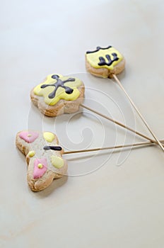 Sweet oatmeal cookies on wooden board