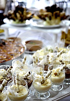 pudding in a drinkiing glasses, image