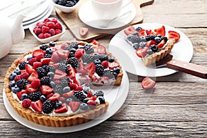 Sweet tart with berries photo