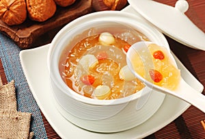 Sweet white fungus and lotus seeds soup photo