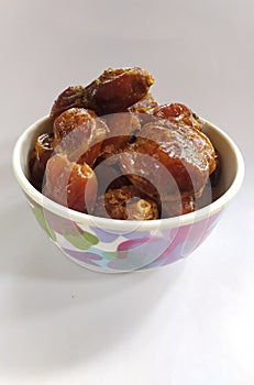 Sweetened dates