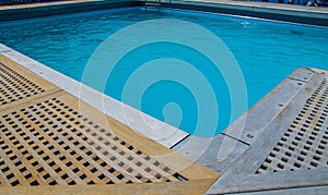 Swiming pool on the deck