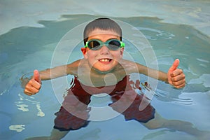 Swimmer Thumbs Up