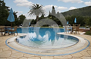 Nadar piscina 