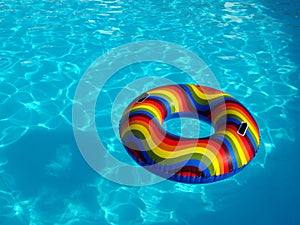 Swimming pool with rubber ring