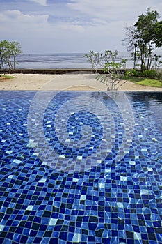 Swimming Pool with sea view