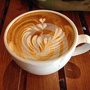 swirling latteart