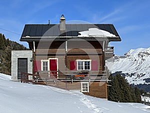 Swiss alpine holiday homes, mountain villas and holiday apartments of the resorts of Valbella and Lenzerheide