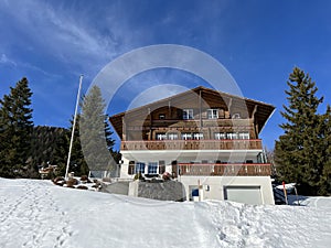 Swiss alpine holiday homes, mountain villas and holiday apartments of the resorts of Valbella and Lenzerheide