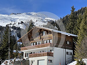 Swiss alpine holiday homes, mountain villas and holiday apartments of the resorts of Valbella and Lenzerheide