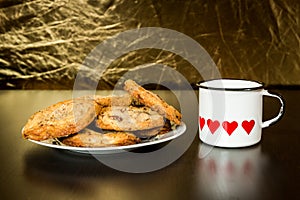 Swiss chocolate chips cookies arranged on a table