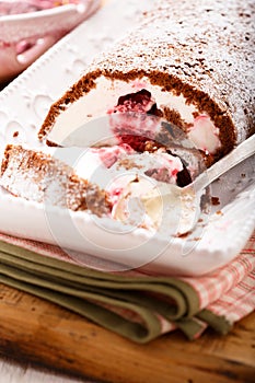 Swiss roll dessert