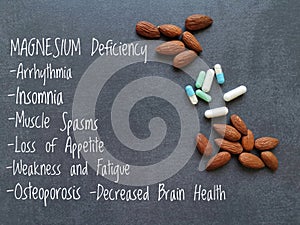 Symptoms and signs of magnesium deficiency. Low magnesium level symptoms and almonds as a magnesium rich nut