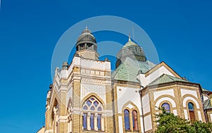 Budova synagogy v Nitře, Slovenská republika, Střední Evropa. Synagoga byla postavena v letech 1908-1911 pro neologické židovské