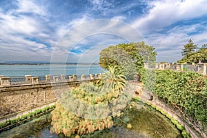 The Alfeo seafront and source Aretusa