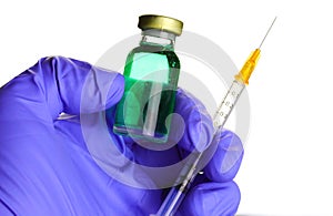 Syringe with hypodermic needle