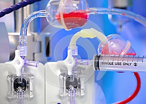 Syringe and scientific equipment