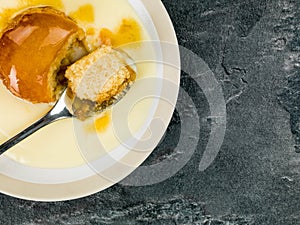 Syrup or Treacle Sponge Pudding With Custard