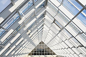 System from an aluminium for facades and transparent roofs