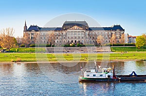 SÃ¤chsisches Staatsministerium fÃ¼r Kultus on the riverbank of Elbe