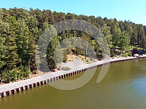 The SÃ¶dertÃ¤lje Canal (Swedish: SÃ¶dertÃ¤lje kanal) is a canal connecting the lake MÃ¤laren with the Baltic Sea