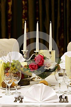 Table arrangement