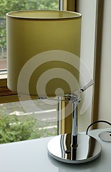 Table lamp