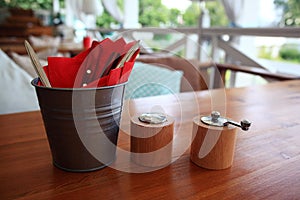 Table setting in cafe