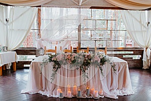 Table, setting, event, party, wedding, reception, beach.