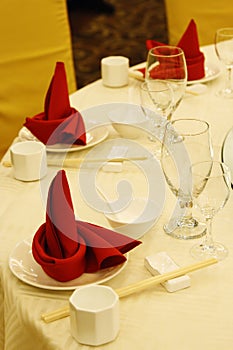 Table setting in the restaurant.