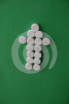 Tablets in arrow formation