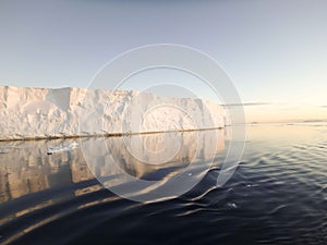 Tabular icebergs in Antarctic Sound