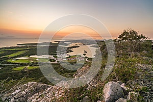 Tafelberg Mountain and Quarry Curacao Views