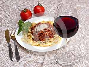 Tagliatelle al ragu Bolognese and wine Chianti