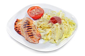 Tagliatelle with tomato sauce and grilled chicken