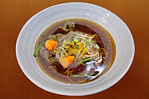 taiwan beef noodle soup