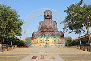 Taiwan : Eight Trigram Mountain Buddha photo