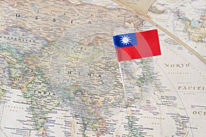 Taiwan map and flag pin