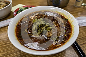 Taiwanese niu rou mien