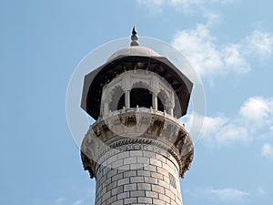 Taj Mahal, Minarets