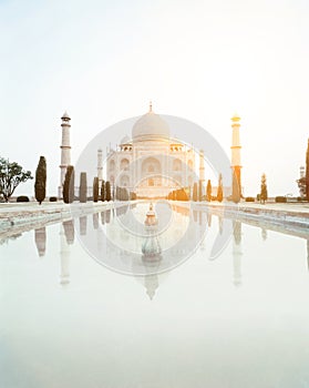 Taj Mahal with nobody in the photo with sunshine in background