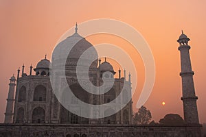 Taj Mahal at sunrise, Agra, Uttar Pradesh, India