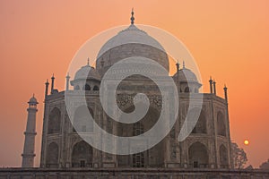 Taj Mahal at sunrise, Agra, Uttar Pradesh, India