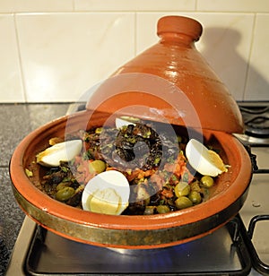 Tajine with eggs