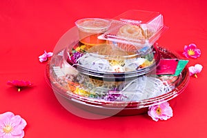 Takeaway pack of Yee Sang or Yusheng for convenience