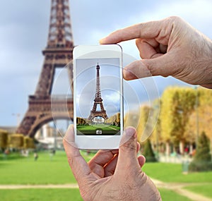 Taking picture of eiffel tower